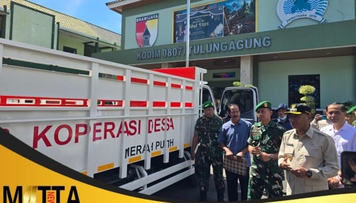 Distribusi Truk Roda Enam Dimulai, Bupati Tulungagung: Koperasi Harus Jadi Motor Ekonomi Desa