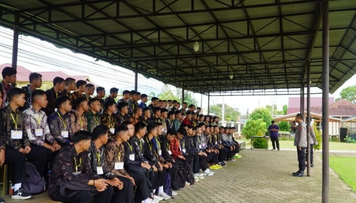 Polres Kapuas Hulu Siap Lahirkan Polisi Profesional, Kompol Widi: Percaya pada Kemampuan Diri Sendiri dan Tetap Jaga Integritas