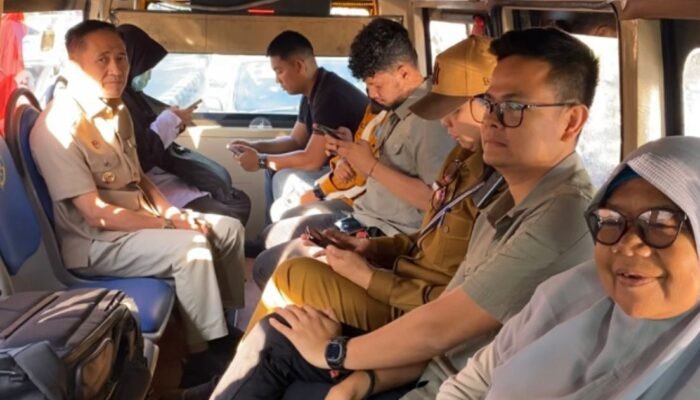 Ratu Dewa Beri Contoh, ASN Palembang Didorong Tinggalkan Kendaraan Pribadi