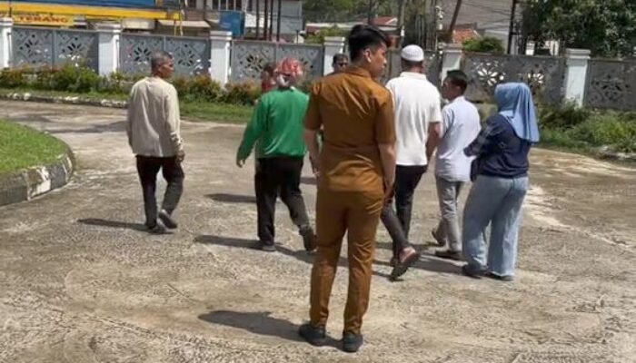 Lagi Bayar Pajak, Sepeda Motor Digasak Maling