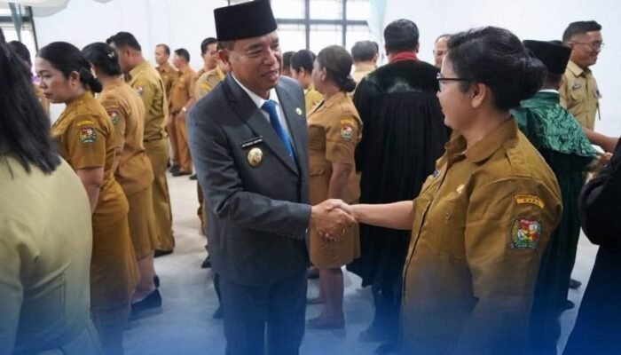Bupati Karo Lantik Kepala Sekolah, Ini yang Diharapkan