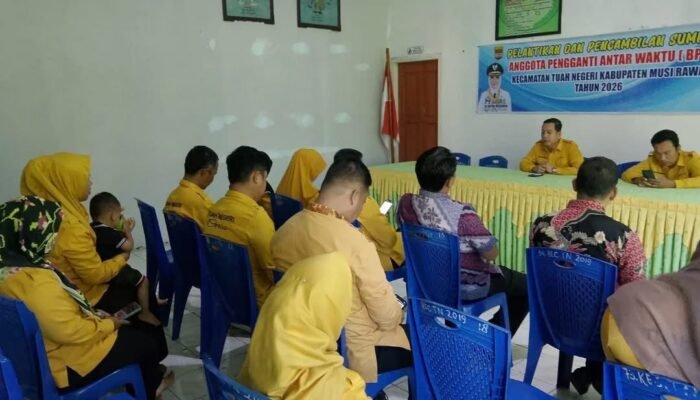 Camat Tuah Negeri Pimpin Rapat Staf, Tekankan Profesionalisme dan Peningkatan Pelayanan Publik
