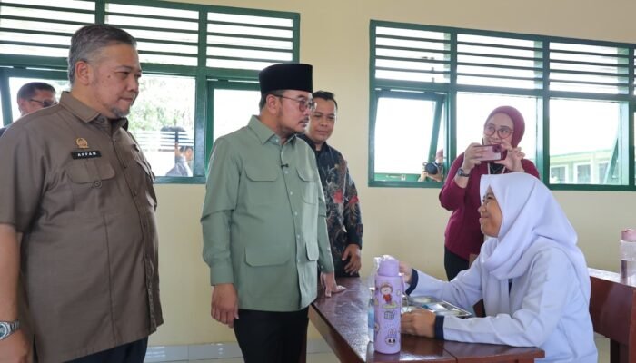 Kembali ke Sekolah, Wawako Prima Salam Tekankan Pentingnya Mengingat Sejarah dan Peran Guru