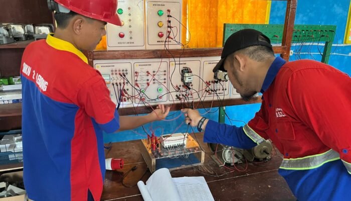 Kolaborasi PLN dan SMK Lebong Jadi Panggung Lahirnya Teknisi Listrik Kompeten di Masa Depan