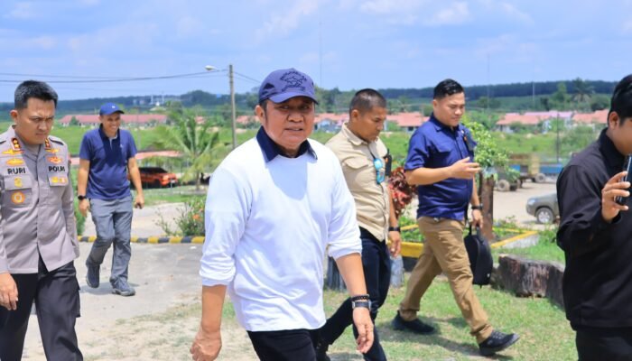 Gubernur Herman Deru Tegaskan Penertiban Sumur Minyak Ilegal Pasca Kebakaran di Muba