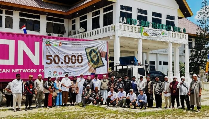 Plt Sekda Aceh Tamiang Terima 50 Ribu Mushaf Alquran