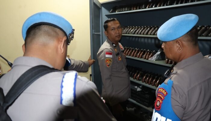 Propam Polda Kalbar Sisir Gudang Senjata Polres Kapuas Hulu: Jumlah Lengkap, Tapi Kondisi Penyimpanan Jadi Sorotan