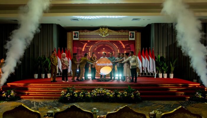 Dari Daerah ke Dunia: Strategi OJK Dorong Ekspor dan Lahirkan Sultan Muda Baru