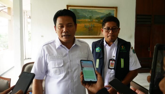 Bupati Subandi Gaungkan “Perang Sampah” di Sidoarjo, Libatkan Aparat Penegak Hukum Jika Masih Bandel