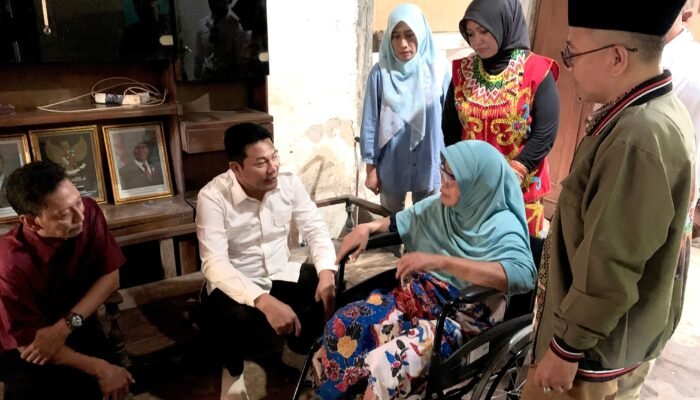 Bupati Subandi Blusukan ke Desa, Salurkan Bantuan dan Pastikan Warga Rentan Terlayani