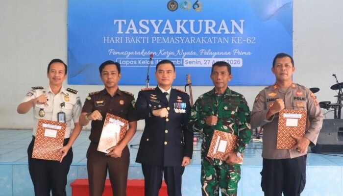 Lapas Kelas IIA Jambi Peringati Hari Bhakti Pemasyarakatan ke-62, Tebar Bantuan dan Penghargaan