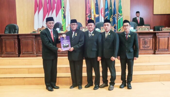 DPRD Sampaikan Rekomendasi LKPJ 2025, Bupati Ciamis Tegaskan Komitmen Perbaikan Kinerja