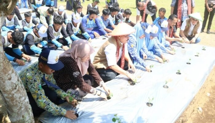 Dispendik Kabupaten Malang Terapkan Program Swasembada Pangan Berbasis Sekolah