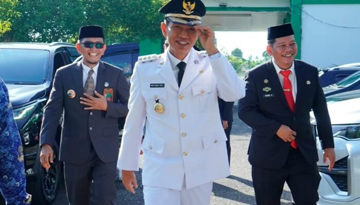 Pemkab Batang Hari Gelar Upacara Hari Otonomi Daerah ke-30