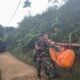 6,5 Jam Pikul Jenazah Tembus Hutan Puntak: TNI–SAR Evakuasi Dramatis 8 Korban Helikopter PK-CFX di Sekadau