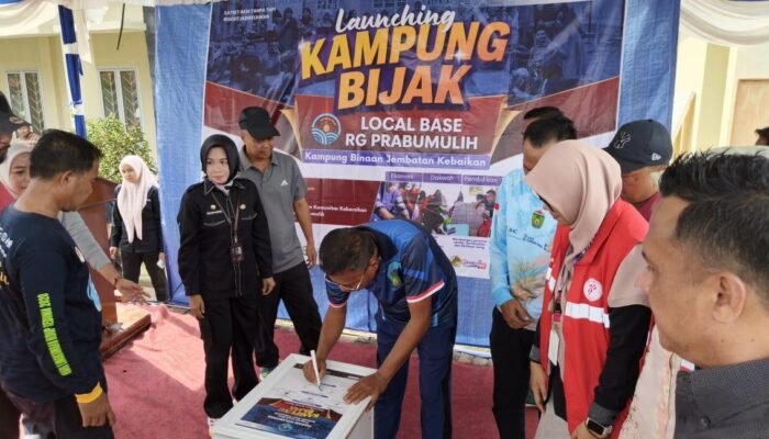 Cak Arlan Launching Kampung Bijak, Targetkan Prabumulih Bersih dan Aman