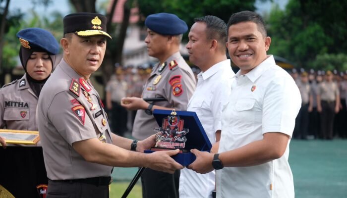 Direktur Reserse Kriminal Khusus Polda Gorontalo Raih Juara 3 Kompetesi Menembak