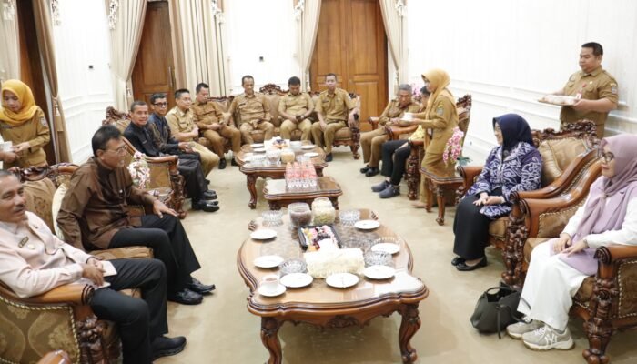 Bupati Lima Puluh Kota Kagumi Sistem Pengelolaan Sampah Ciamis