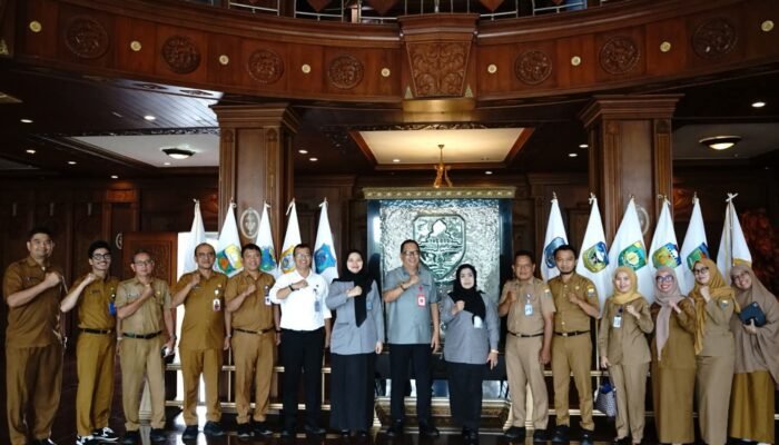 Kanwil Kemenkum Jambi Sosialisasikan Uji Kompetensi Jabatan Fungsional Hukum Secara Hybrid