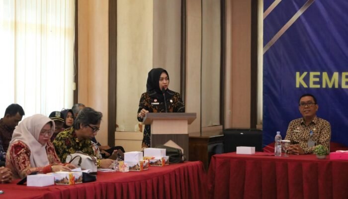 Kanwil Kemenkum Jambi Gelar Sosialisasi Layanan Partai Politik Bersama Kesbangpol se-Provinsi Jambi