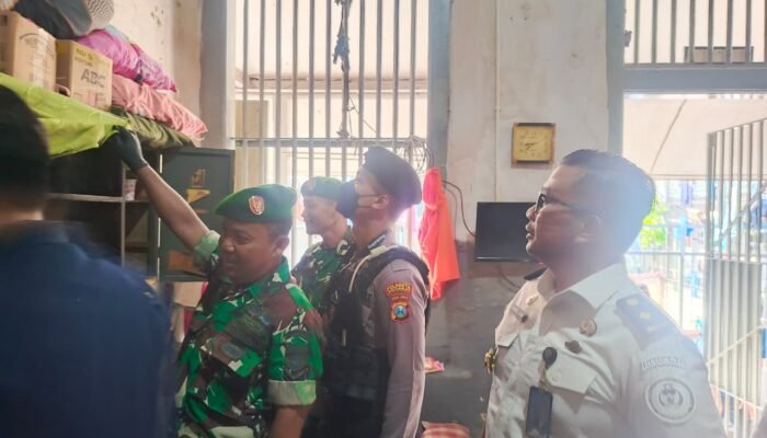Lapas Kelas IIA Sidoarjo Gelar Razia Gabungan Bersama TNI-Polri, Berantas HALINAR