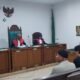 Terdakwa Ekstasi Tertunduk di Persidangan, Akui Barang Milik Yohanes DPO