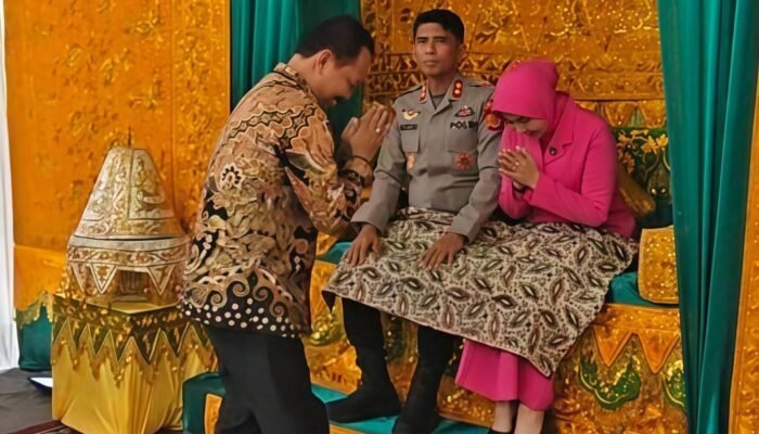 Pimpinan DPRK Aceh Tamiang Sambut dan Peusijuk Kapolda Aceh