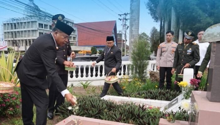 Pemkab Karo Gelar Ziarah Nasional dan Tabur Bunga Peringati Harkitnas ke-118
