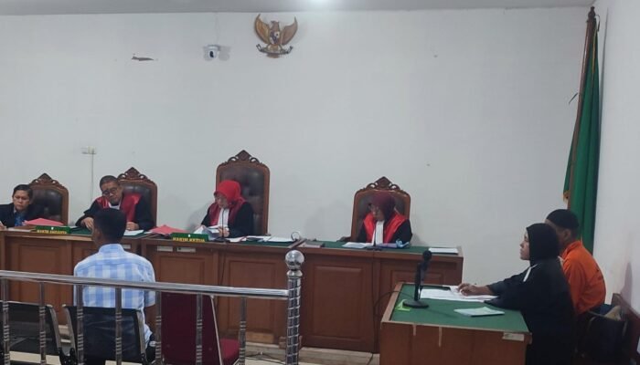 Saksi Penadah Beli Kursi Jati Hasil Curian Rp 300 Ribu, Harga Satu Set Rp 5 Juta “Anda Tahu Barang Bagus”