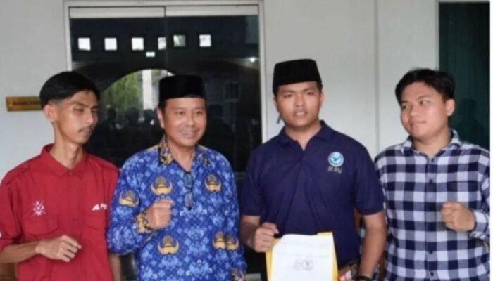 DPRD Batang Hari Terima Aspirasi Warga Desa Sungai Buluh Terkait PT JDR