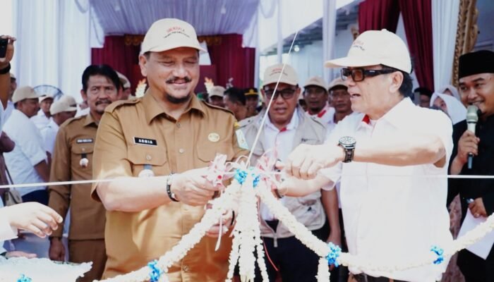 Bupati Aceh Tamiang Resmikan Huntara Karyawan PT PPP dan PT Sri Kuala