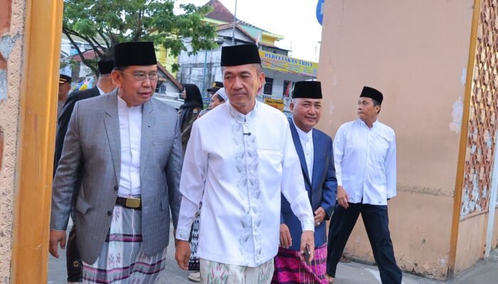 Sholat Idul Adha di Masjid Agung, Ratu Dewa Tekankan Nilai Keikhlasan dan Kepedulian Sosial
