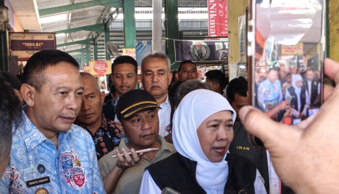 Gubernur Jatim Temukan Kelangkaan Beras SPHP dan Minyakita di Pasar Klojen Malang