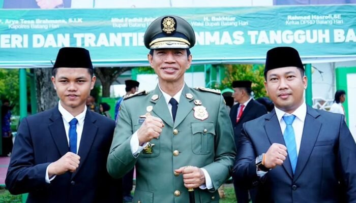 Bupati Batang Hari Pimpin Upacara Peringatan HUT Damkar, Satpol PP, dan Satlinmas Tahun 2026