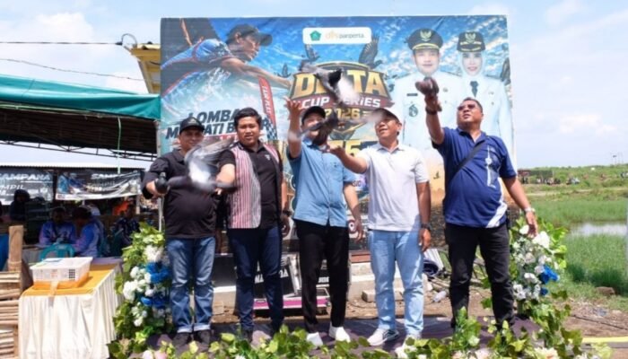 Balap Merpati Sidoarjo Kian Marak, Bupati Subandi Siapkan Panggung Nasional dan Dongkrak Ekonomi Rakyat