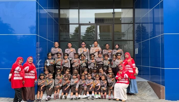 Polisi Sahabat Anak, Satlantas Polresta Sidoarjo Tanamkan Tertib Lalu Lintas Sejak Dini