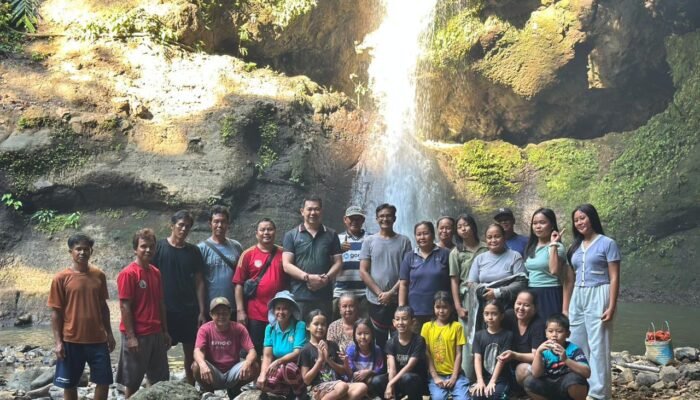 Gurung Sepangin Disebut “Luar Biasa” oleh Bupati Sis: Wisata Rohani Asri di Kalis Siap Jadi Destinasi Unggulan Kapuas Hulu