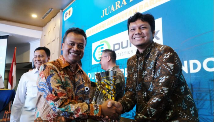 Elnusa Petrofin Raih Penghargaan di Momentum Harhubnas 2025 Dari Kementerian Perhubungan: Wujud Komitmen Distribusi Energi yang Unggul