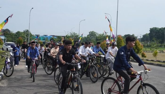 UIN STS Jambi Resmi Buka Pekan Lingkungan 2026, Ratusan Peserta Ikuti Fun Bike dan Tanam Pohon