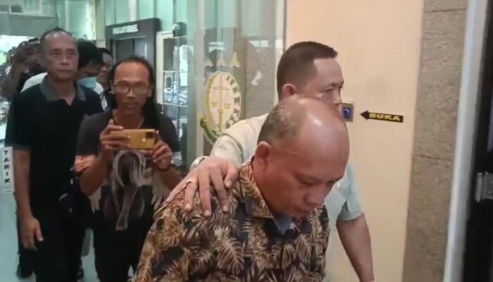 Diduga Terlibat Pemerasan dan Gratifikasi, Lima Orang Diamankan Tim Pidsus Kejati Sumsel