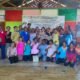 Komitmen Lestarikan Warisan Budaya dan Tingkatkan Kualitas Hidup Keluarga, DP3AP2KB Fakfak Latih Masyarakat Menganyam Tas Tomang 