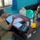 Babinsa Koramil Fakfak Gelar Komsos Bersama Lurah Fakfak Utara Bahas Kondisi Sosial Kemasyarakatan