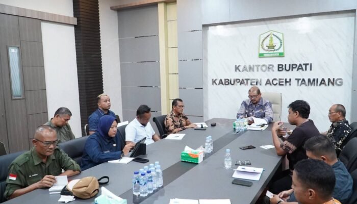 Jaga Stabilitas Harga TBS Sawit Rakyat, Bupati Armia Bentuk Satgas Pengawasan
