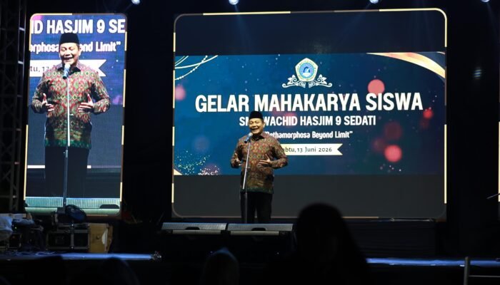 Bupati Sidoarjo Subandi Ajak Orang Tua Aktif Dampingi Anak Hadapi Tantangan Digitalisasi