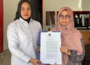 Kemenkum Jambi Serahkan SK Pemberhentian Notaris dan Penunjukan Pemegang Protokol di Merangin