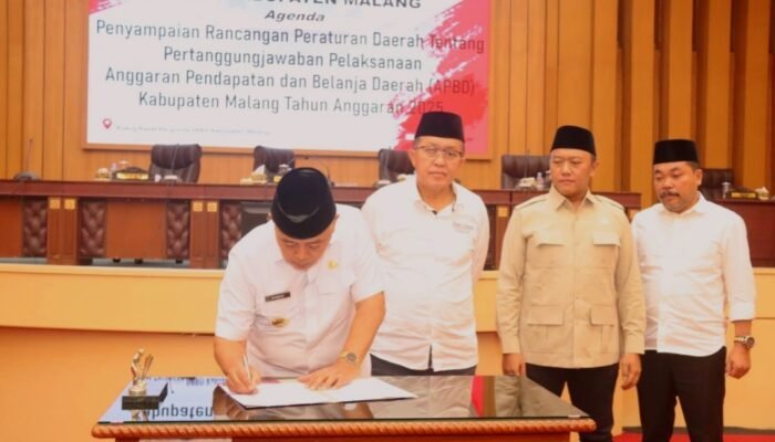 Paripurna DPRD Kabupaten Malang, Bupati Sampaikan Ranperda Pertanggungjawaban APBD 2025