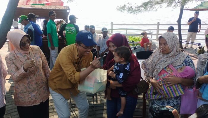 HARGANAS ke-33, Kemendukbangga/BKKBN Jatim Ajak Ayah di Kampung Nelayan Jadi Garda Terdepan Pengasuhan Anak 