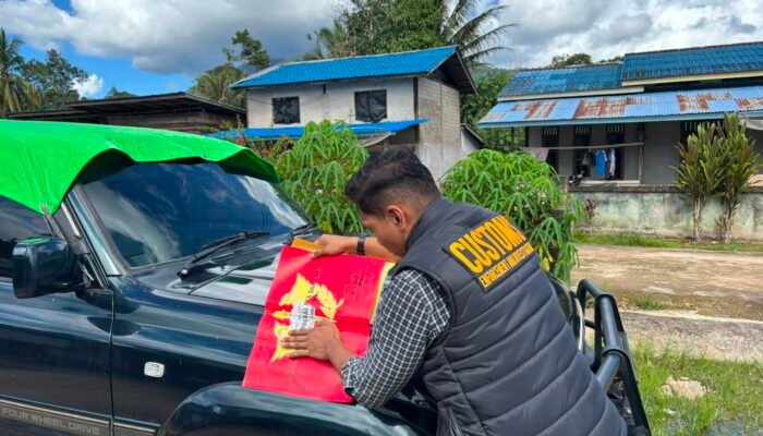 Gagalkan Penyelundupan Land Cruiser, Tim Gabungan Rapikan Jalur Tikus Perbatasan RI-Malaysia di Kapuas Hulu