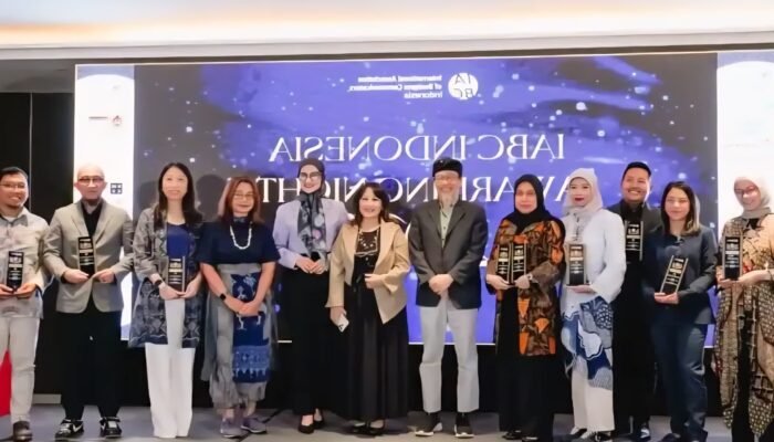 Hadirkan Pendekatan Humanis dalam Komunikasi Strategis, Program “Menghantarkan Energi Kebersamaan” Elnusa Petrofin Raih Silver Winner di Ajang 7th Anugerah Humas Indonesia (AHI) 2025