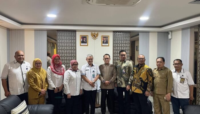 Turunkan Angka Kemiskinan, Pemprov Sulbar Jemput Dukungan Program Ketenagakerjaan ke Kemenaker